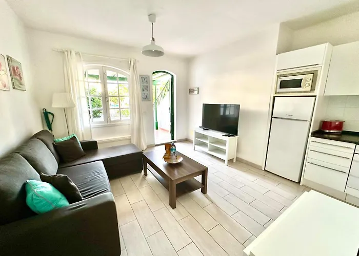 Aloha - And Pool Apartment